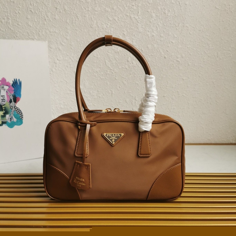 Pra*a shopping bags